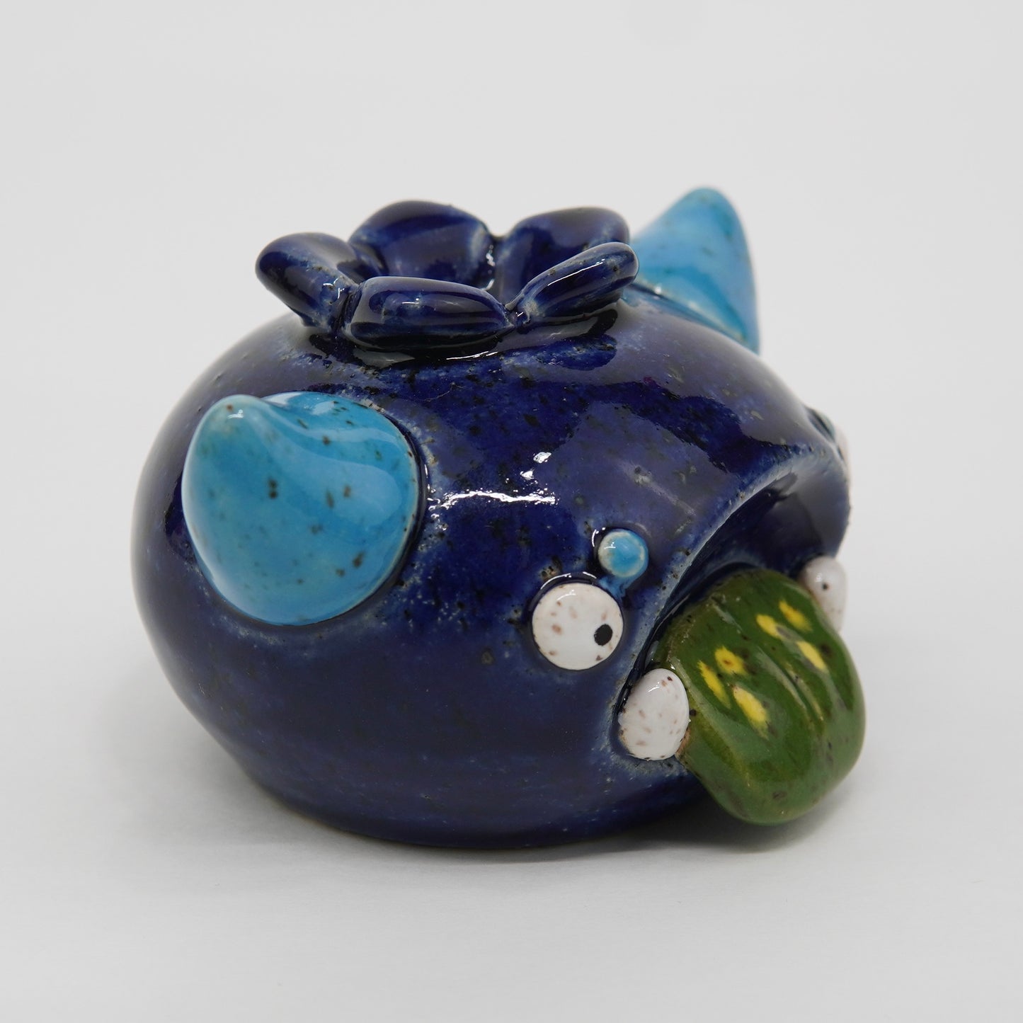 Mr. Mirtillo -  Blueberry Ceramic Goobster