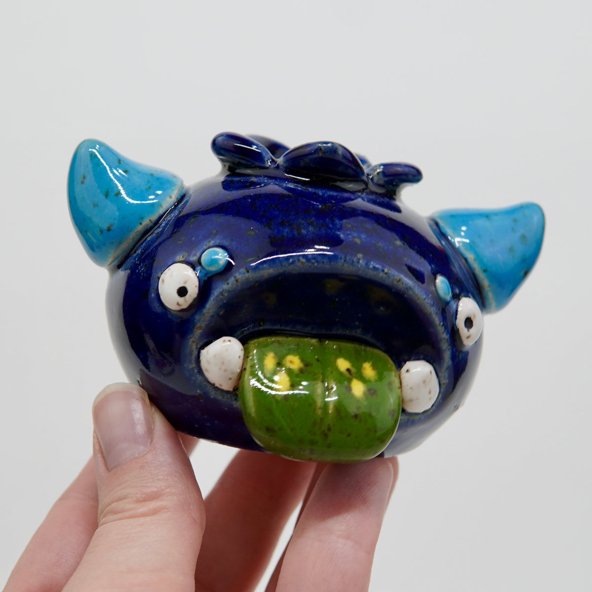 Mr. Mirtillo -  Blueberry Ceramic Goobster
