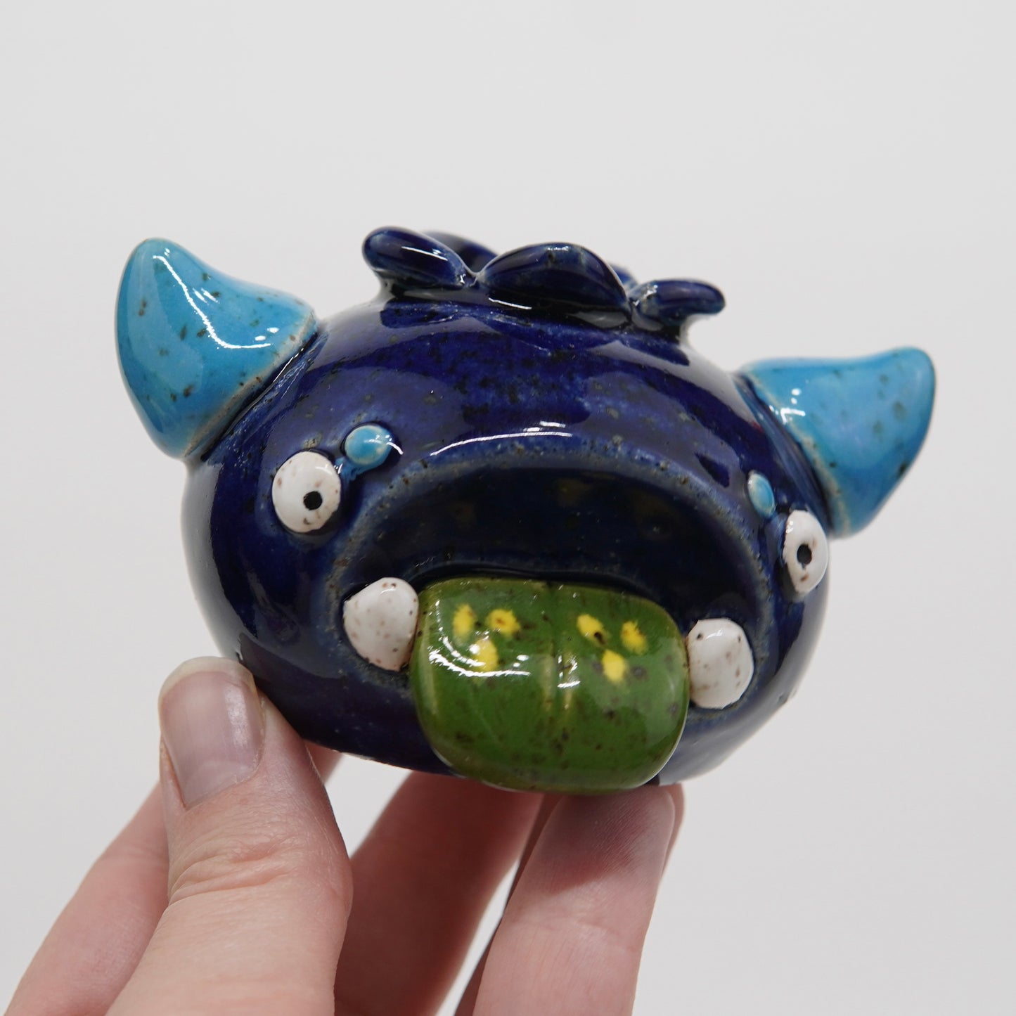 Mr. Mirtillo -  Blueberry Ceramic Goobster