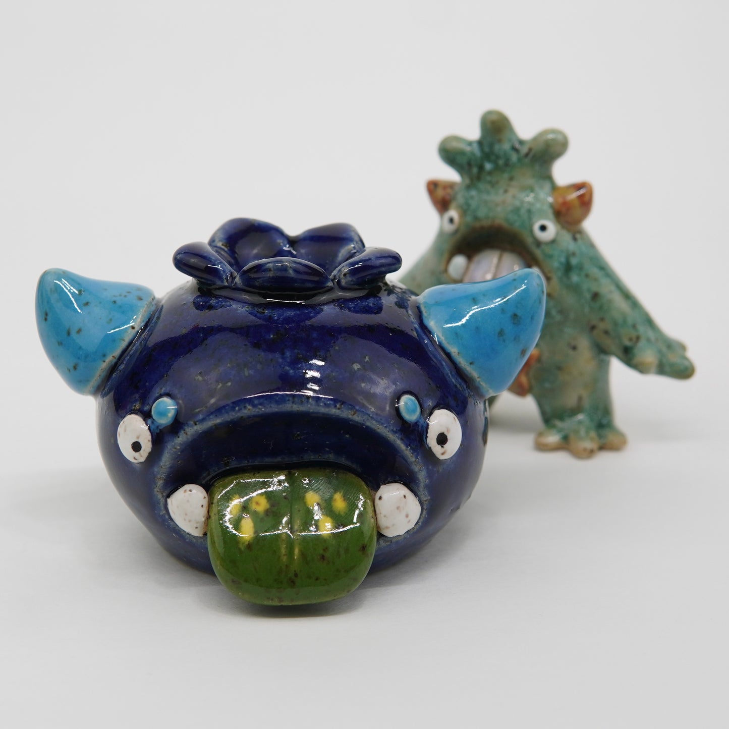 Mr. Mirtillo -  Blueberry Ceramic Goobster