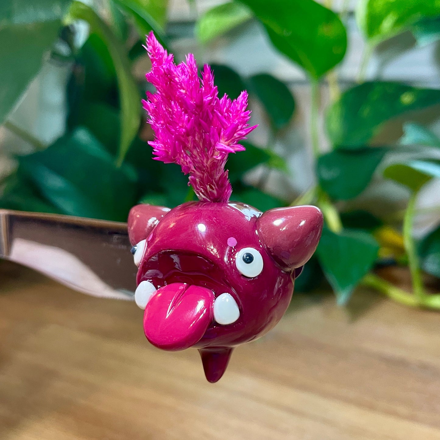 Beet Goobster Magnet Vase