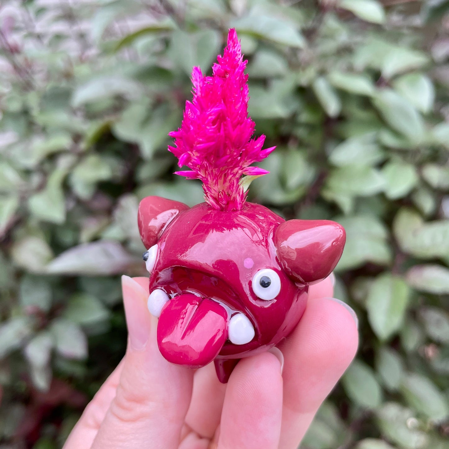 Beet Goobster Magnet Vase