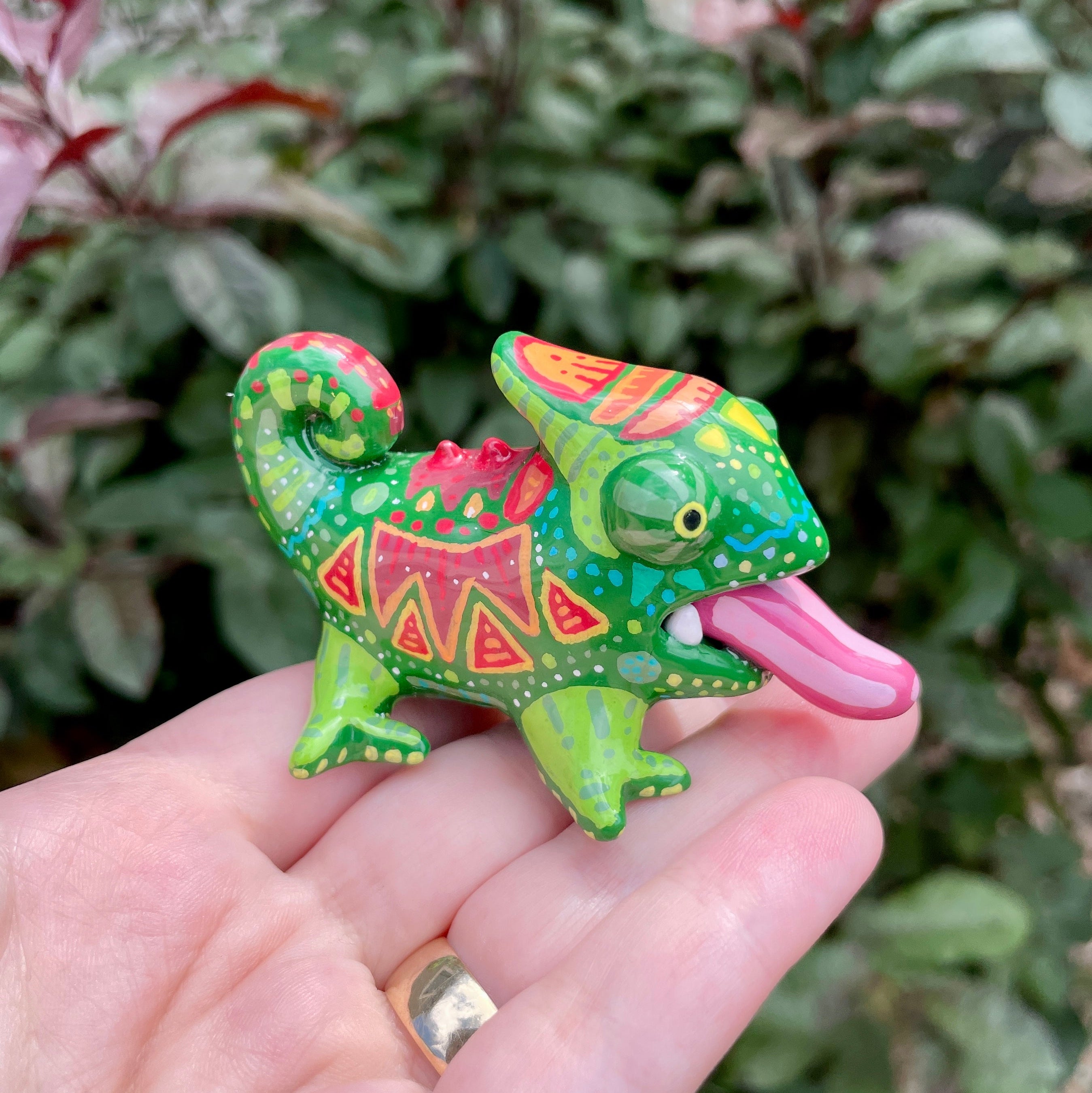 Colorful Chameleon Goobster – Hals Yeah